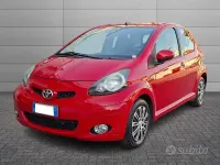Usata Toyota Aygo 68 CV (50 kW) 2011 Rosso Utilitaria