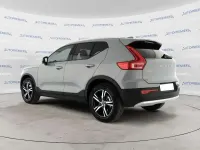 Nuova Volvo XC40 Core 163 CV (119 kW) 2026 Grigio SUV