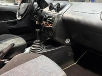 Second-hand Ford Fiesta 75 CP (55 kW) 2004 Gri Hatchback