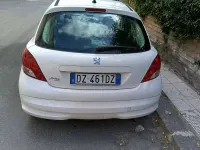 Usata Peugeot 207 68 CV (50 kW) 2010 Bianco Berlina