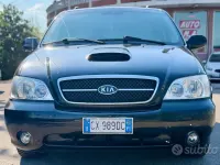 Usata Kia Carnival 145 CV (106 kW) 2005 Nero Monovolume