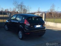 Usata Ford Fiesta Business Edition 101 CV (74 kW) 2015 Nero Utilitaria