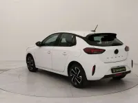 Usata Opel Corsa 101 CV (74 kW) 2025 Arktis white Utilitaria