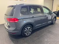 Usata VW Touran Style 122 CV (89 kW) 2022 Grigio Monovolume
