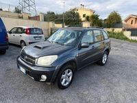 Usata Toyota RAV4 115 CV (84 kW) 2005 Argento SUV