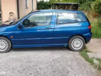 Usata Alfa Romeo 145 103 CV (75 kW) 2000 Blu Utilitaria