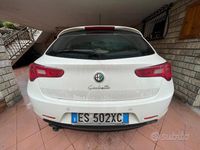 Usata Alfa Romeo Giulietta 105 CV (77 kW) 2011 Bianco Berlina