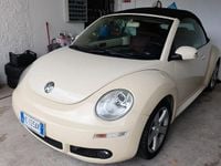 Usata VW New Beetle 105 CV (77 kW) 2006 Utilitaria
