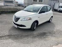 Usata Lancia Ypsilon Platinum 94 CV (69 kW) 2013 Bianco Utilitaria