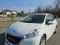 Usata Peugeot 208 Allure 68 CV (50 kW) 2014 Bianco Utilitaria