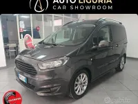 Usata Ford Tourneo Courier Titanium 95 CV (69 kW) 2017 Grigio Monovolume