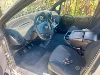 Usata Fiat Multipla 120 CV (88 kW) 2006 Grigio Monovolume