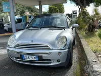 Begagnad Mini ONE 90 HK (66 kW) 2004 Grå Halvkombi