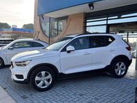 Usata Volvo XC40 Momentum 129 CV (94 kW) 2020 Bianco SUV