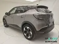 Usata Renault Captur Techno 100 CV (73 kW) 2025 Grigio SUV