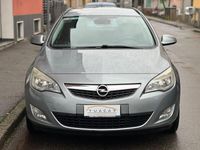 Usata Opel Astra Cosmo 110 CV (80 kW) 2011 Argento Berlina