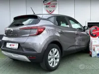 Usata Renault Captur Intens 94 CV (69 kW) 2022 Grigio SUV