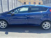 Usata Ford Fiesta Titanium 75 CV (55 kW) 2017 Bluazzurro Utilitaria