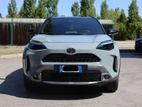 Usata Toyota Yaris Cross 92 CV (67 kW) 2024 Verde SUV