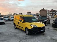 Usata Fiat Doblò 95 CV (69 kW) 2018 Giallo Monovolume