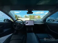 Usata Tesla Model 3 100 kW (136 CV) 2020 Nero Berlina