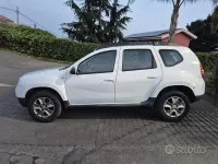 Usata Dacia Duster Ambiance 109 CV (80 kW) 2015 Bianco SUV
