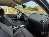 Usata Nissan Qashqai 131 CV (96 kW) 2013 Grigio SUV