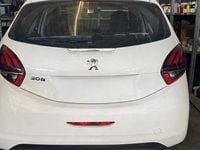 Gebraucht Peugeot 208 100 PS (73 kW) 2017 Kleinwagen