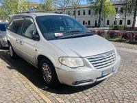 Usata Chrysler Voyager 2008 Grigio Monovolume