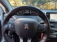 Usata Peugeot 208 GT-line 102 CV (75 kW) 2019 Bianco Utilitaria