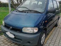 usata Nissan Serena furgoncino