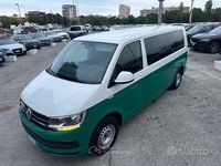 Usata VW Caravelle Comfortline 150 CV (110 kW) 2016 Verde Monovolume