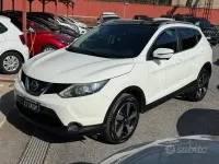 Usata Nissan Qashqai Tekna 131 CV (96 kW) 2016 Bianco SUV