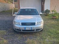 Usata Audi A4 130 CV (95 kW) 2004 Grigio Station wagon