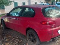 Usata Alfa Romeo 147 120 CV (88 kW) 2009 Rosso Utilitaria