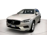Usata Volvo XC60 Business Edition 235 CV (172 kW) 2019 Grigio met. SUV
