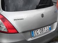 Begagnad Suzuki Swift 75 HK (55 kW) 2011 Grå Halvkombi