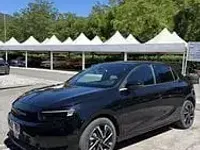 Usata Opel Corsa 101 CV (74 kW) 2024 Nero Utilitaria