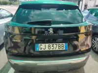 Usata Peugeot 3008 Allure 131 CV (96 kW) 2022 Nero SUV