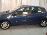 Usata Renault Clio II Dynamique 98 CV (72 kW) 2006 Berlina