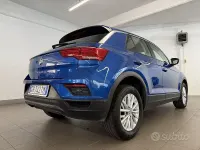 Usata VW T-Roc Business 110 CV (80 kW) 2019 Blu/azzurro SUV