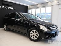 Usata Mercedes R320 Premium 224 CV (164 kW) 2007 Nero Monovolume
