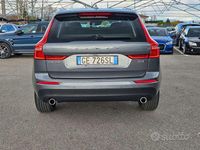 Usata Volvo XC60 Business Edition 197 CV (144 kW) 2021 Grigio SUV