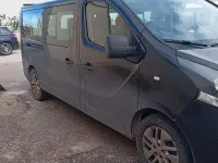Usata Opel Vivaro 125 CV (91 kW) 2018 Nero Monovolume