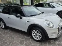 Usata Mini Cooper D 116 CV (85 kW) 2015 Grigio Utilitaria