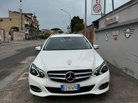 Usata Mercedes E250 Premium 204 CV (150 kW) 2015 Bianco Station wagon
