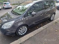 Usata Opel Meriva 110 CV (80 kW) 2013 Grigio Monovolume