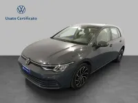 Usata VW Golf VIII Life 110 CV (80 kW) 2022 Dolphin grey metallizzato Berlina