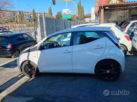 Brugt Toyota Aygo X-wave 69 HK (50 kW) 2017 Hvid Hatchback