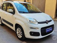 Usata Fiat Panda Lounge 69 CV (50 kW) 2016 Bianco pastello Utilitaria